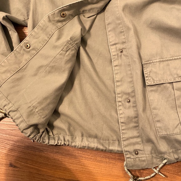 Universal Thread Lightweight Utility Jacket - Picture 2 of 6